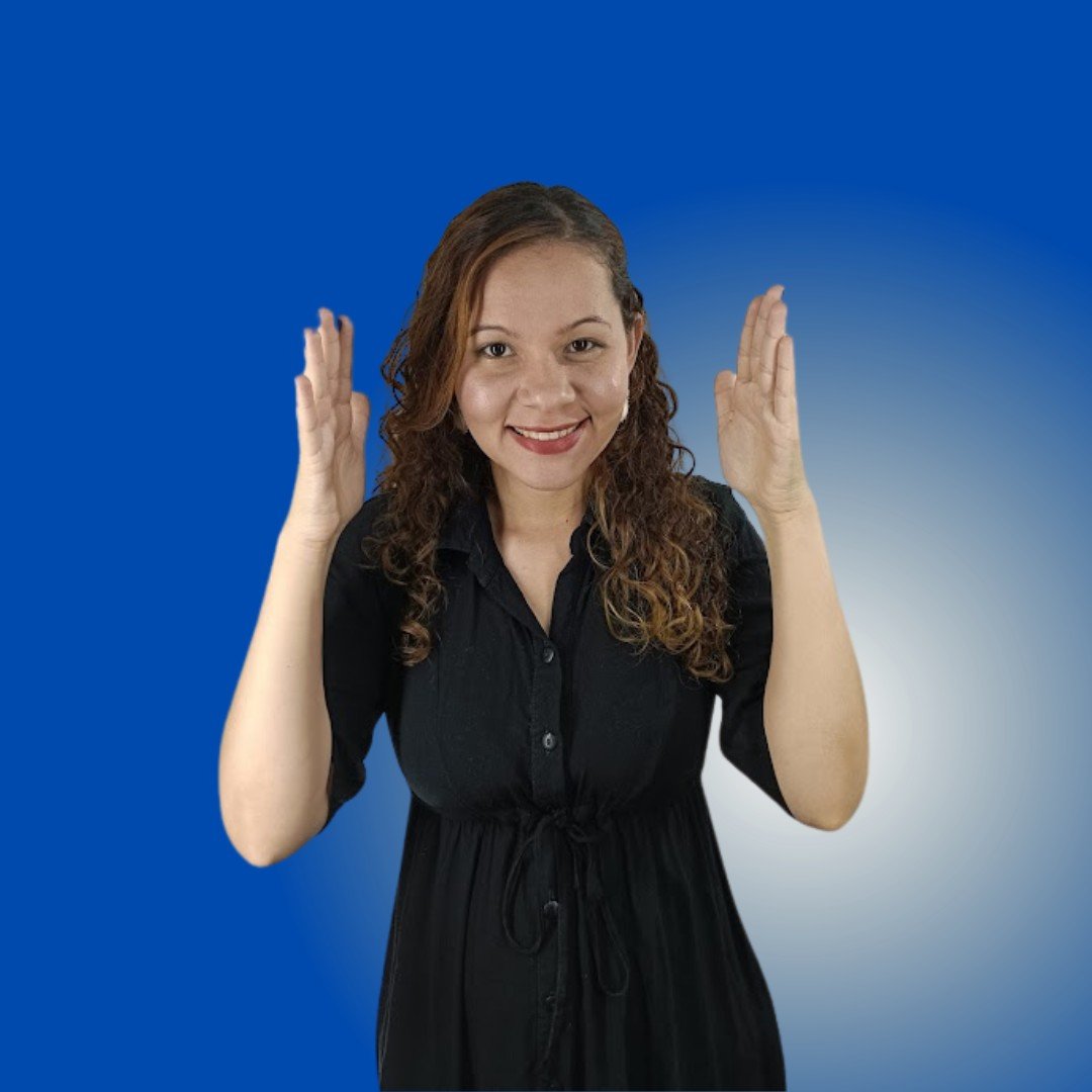 Mary (Marytrini Andrade)